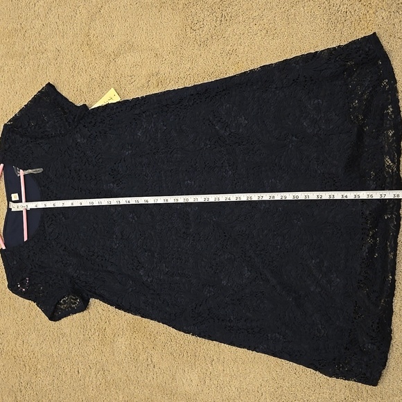 Dress - Picture 7 of 8